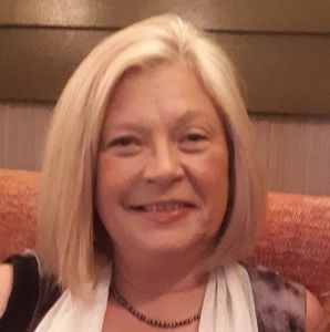 Meet your Posher, Debbie